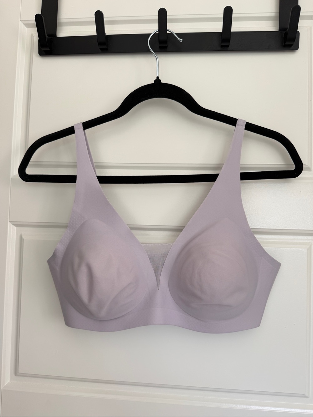 knix Wireless V Neck Revolution Seamless Bra in Light Lavender